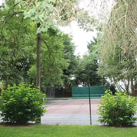 Les Bambous, Avec Piscine, Tennis Et Privatif Guerquesalles