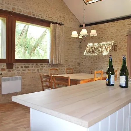 Semesterbostad Les Bambous, Grande Maison 10 Pers, Piscine, Tennis