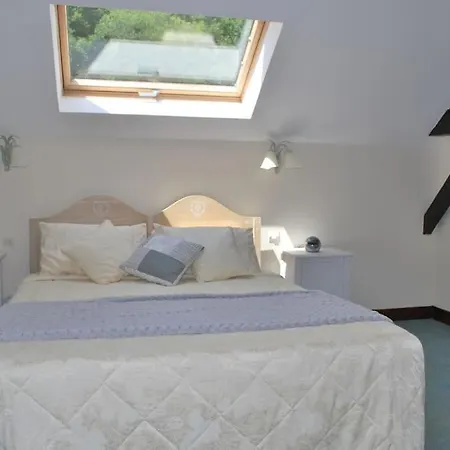 Les Bambous, Avec Piscine, Tennis Et Privatif Guerquesalles