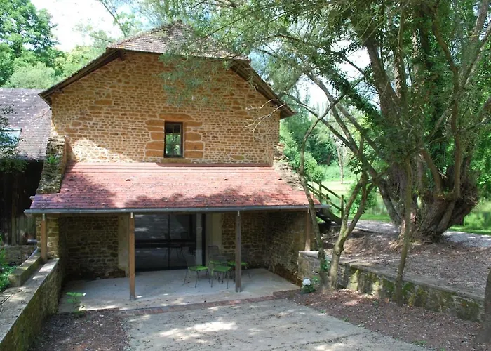 Сasa de vacaciones Les Bambous, Avec Piscine, Tennis Et Privatif Guerquesalles