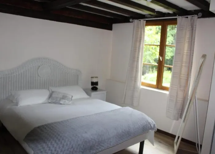 Les Bambous, Avec Piscine, Tennis Et Privatif Сasa de vacaciones