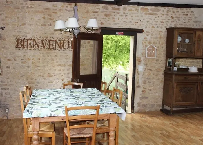 Les Bambous, Avec Piscine, Tennis Et Privatif Сasa de vacaciones *