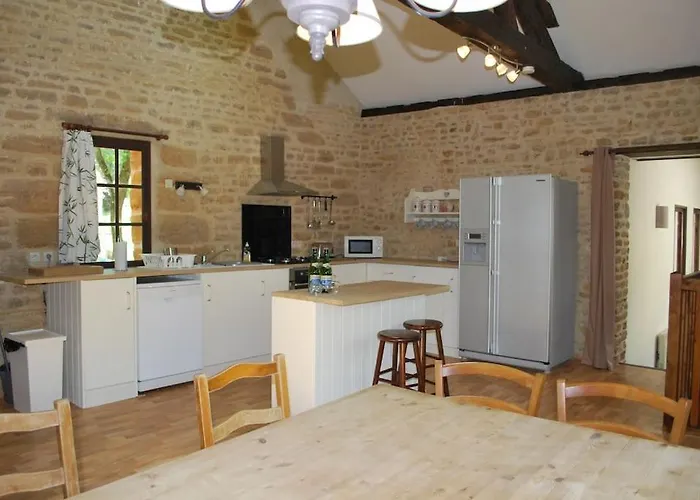 Les Bambous, Avec Piscine, Tennis Et Privatif Сasa de vacaciones