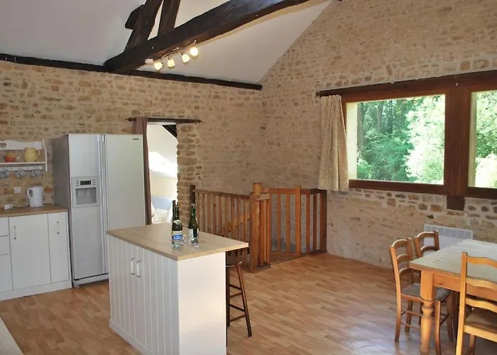 Les Bambous, Avec Piscine, Tennis Et Privatif * Guerquesalles